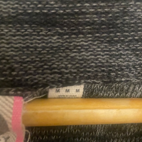 Ladies Roxy button up sweater - Picture 4 of 6